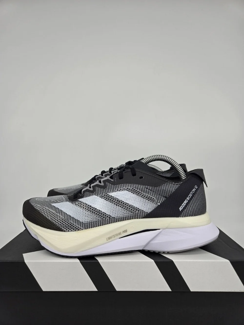 adidas Women's Adizero Boston 12 Core Black Cloud White Running Shoes Size 7.5